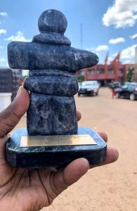 La série sénégalaise «Doomi Gaindé» réceptionne le prix festival Vues d'Afrique 2021